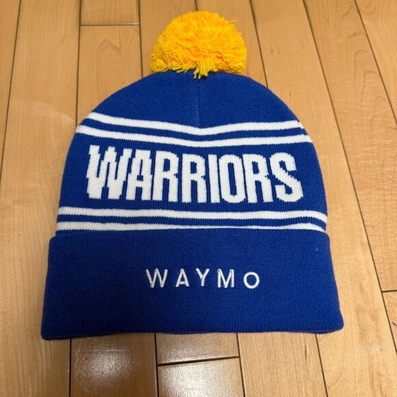 Golden State Warriors NBA Beanie Knit Hat with Pom Pom New NWT - Picture 5 of 7
